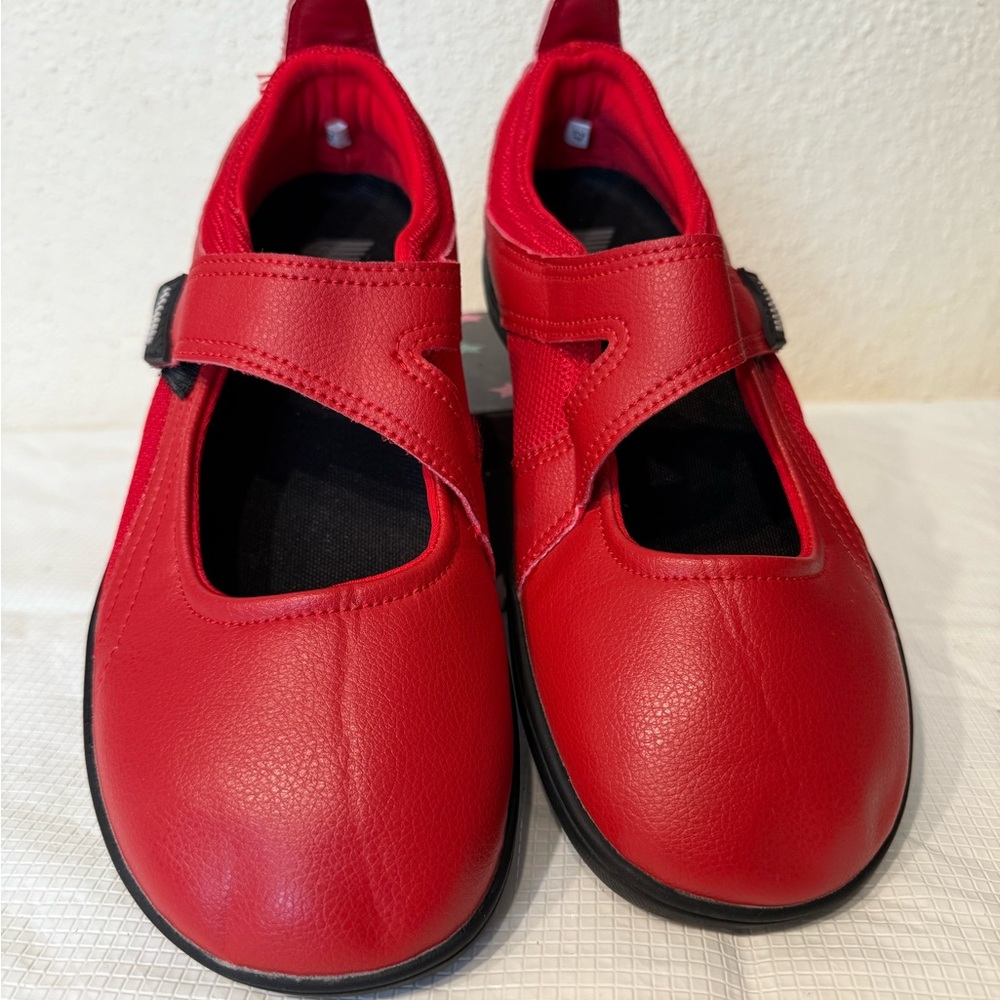 Red and Black Mary Jane Flats with Strap - Picture 1 of 16